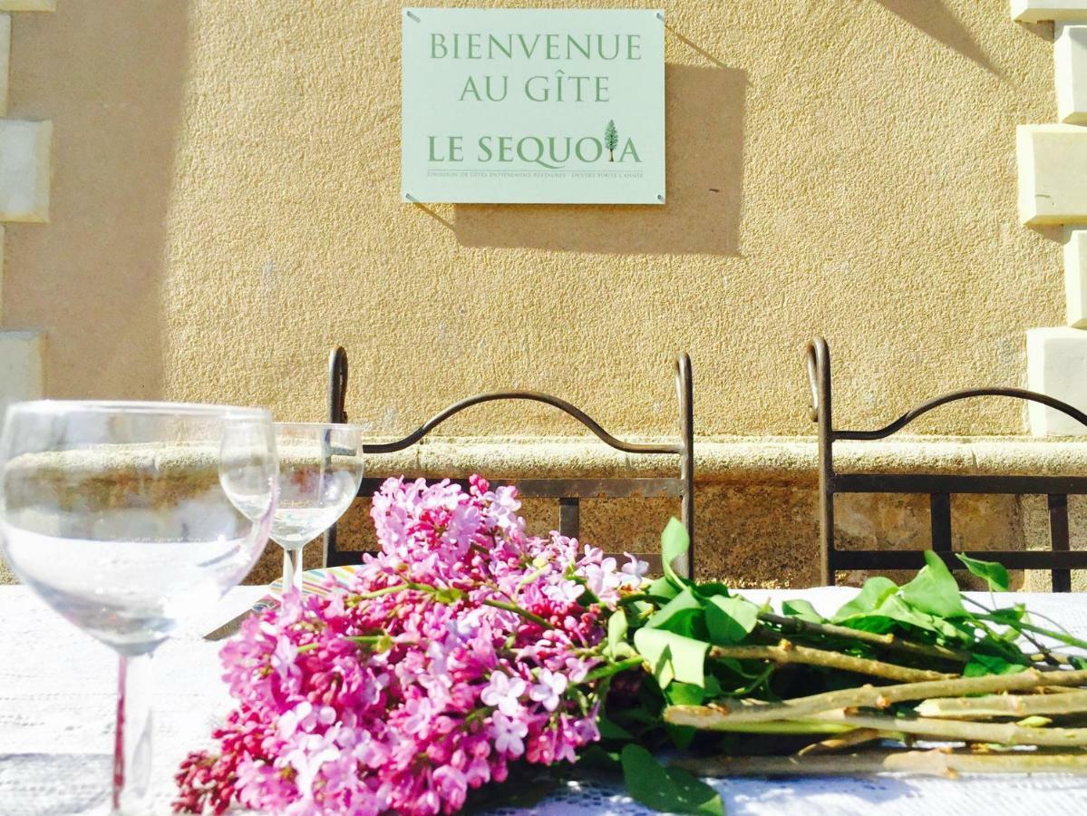 Le Manoir Sequoia Hotel Airvault Екстериор снимка